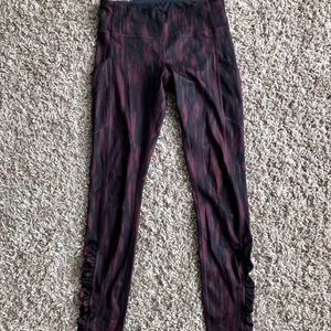Lululemon size 4